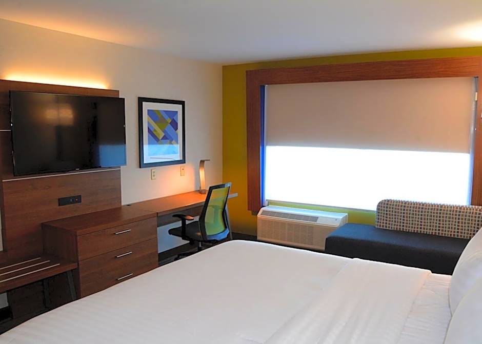 Holiday Inn Express & Suites Pittsburgh - Monroeville By IHG