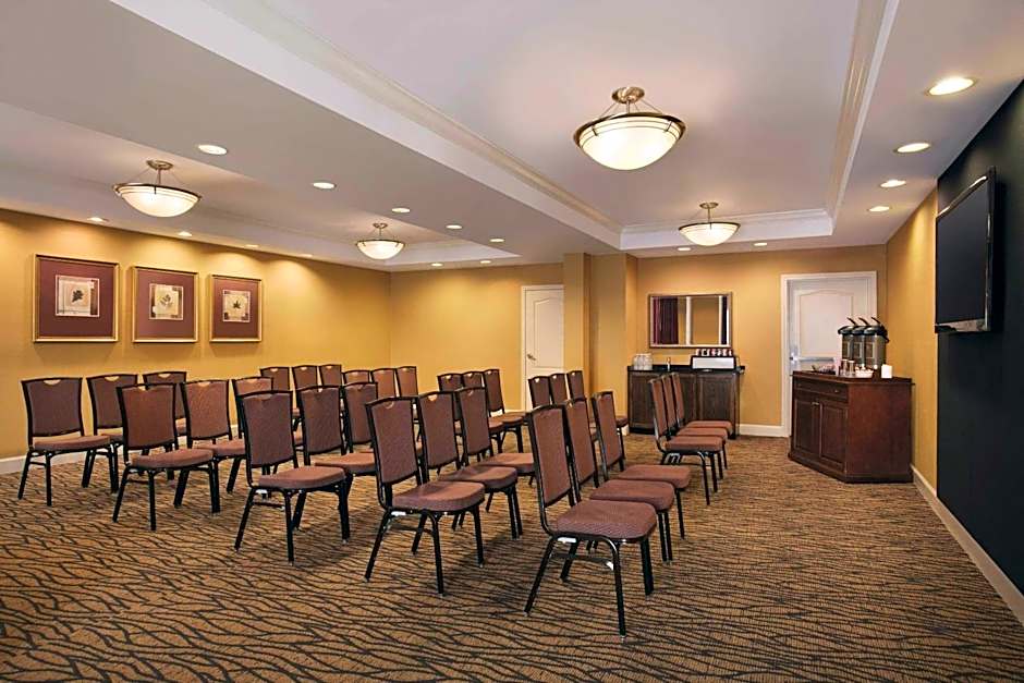 Country Inn & Suites by Radisson, Atlanta Airport North, GA