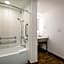 Crowne Plaza Albany - The Desmond Hotel By IHG