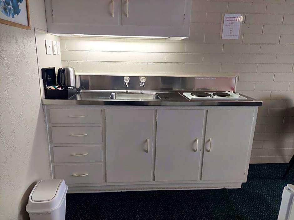 Colonial on Tay