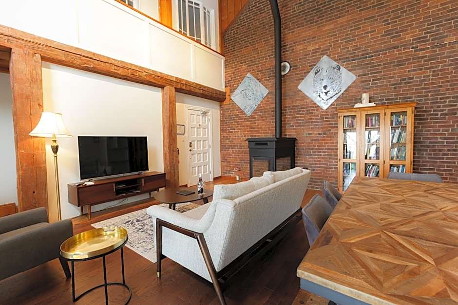 Jackson's Falls Country Inn