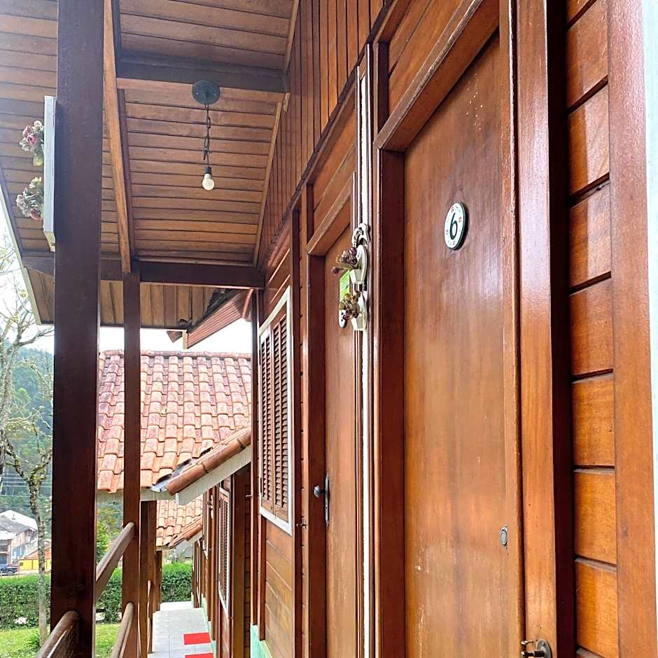 Chalés Eucaliptos -Recanto da Neusa-