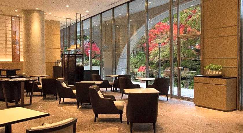 The Prince Kyoto Takaragaike, Autograph Collection