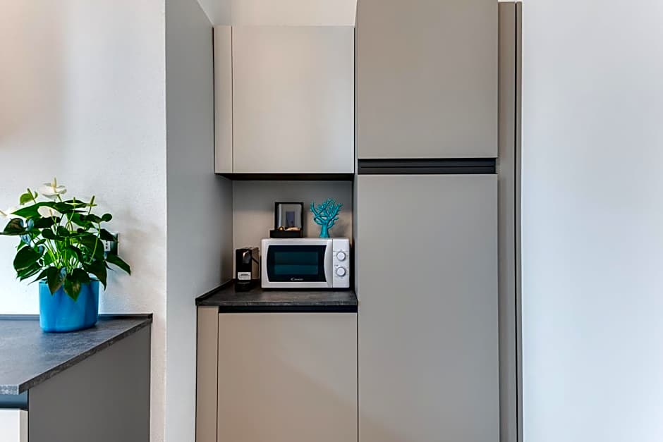 Elegance Suite Apartments - Siroli Collection