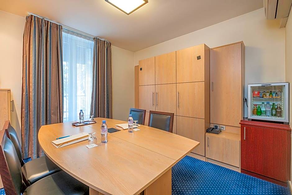 Hotel Terminus Montparnasse