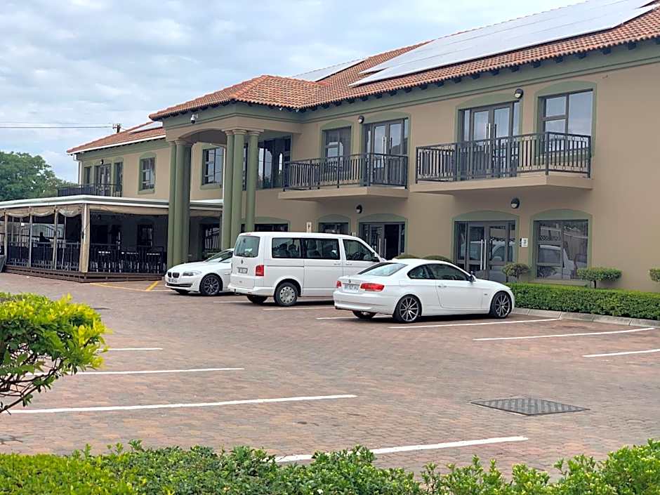 Royal Hotel