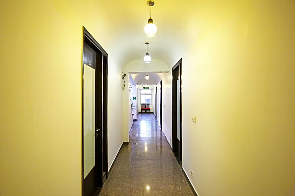 Hotel Smart Inn Mahipalpur Delhi Airport