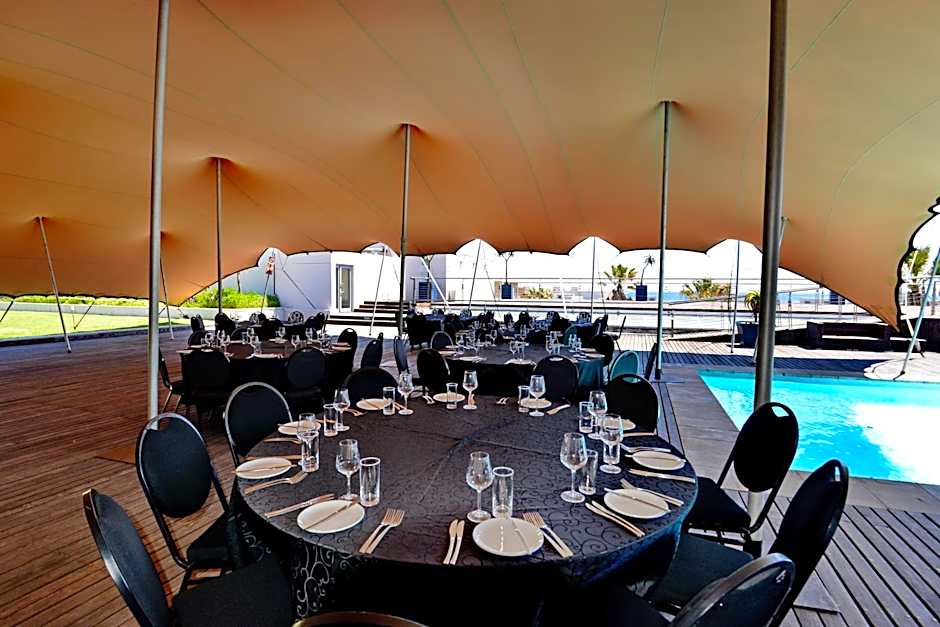 Lagoon Beach Hotel & Spa
