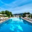 Hotel Vis a Vis