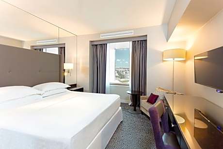 Classic Room, 1 King Bed (1 King Bed)