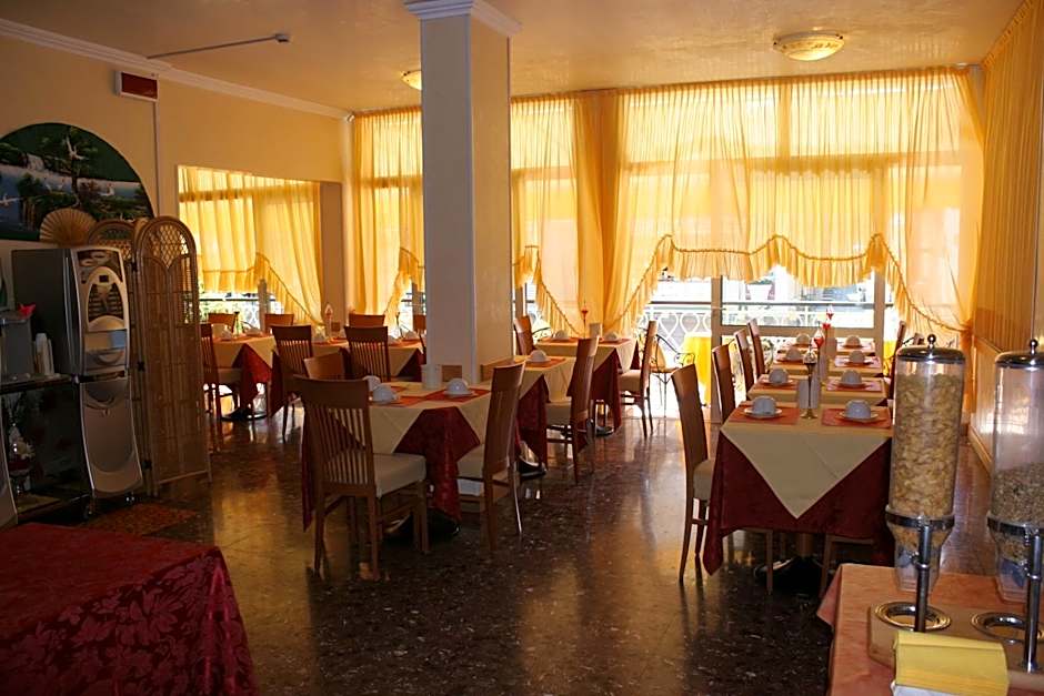 Hotel Paron