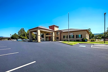 Americas Best Value Sandman Inn