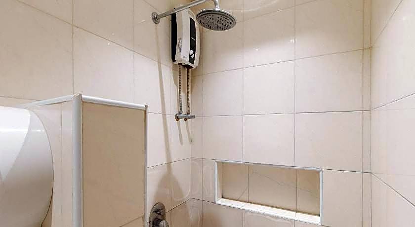 RedDooorz @ Laiya Vivo Hotel Batangas