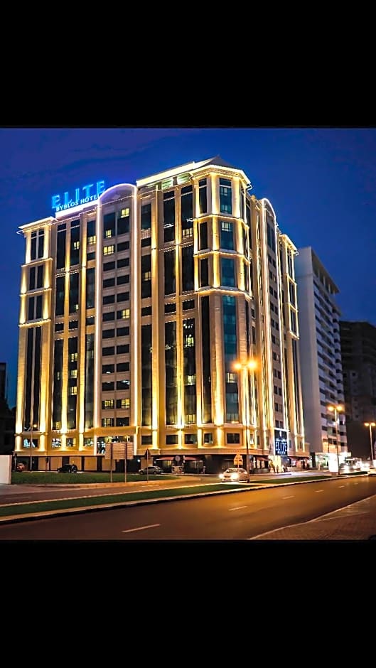 Auris Plaza Hotel