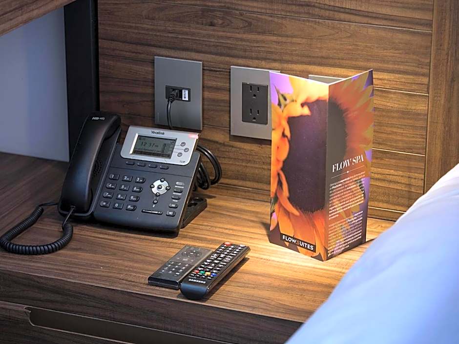 FlowSuites WTC