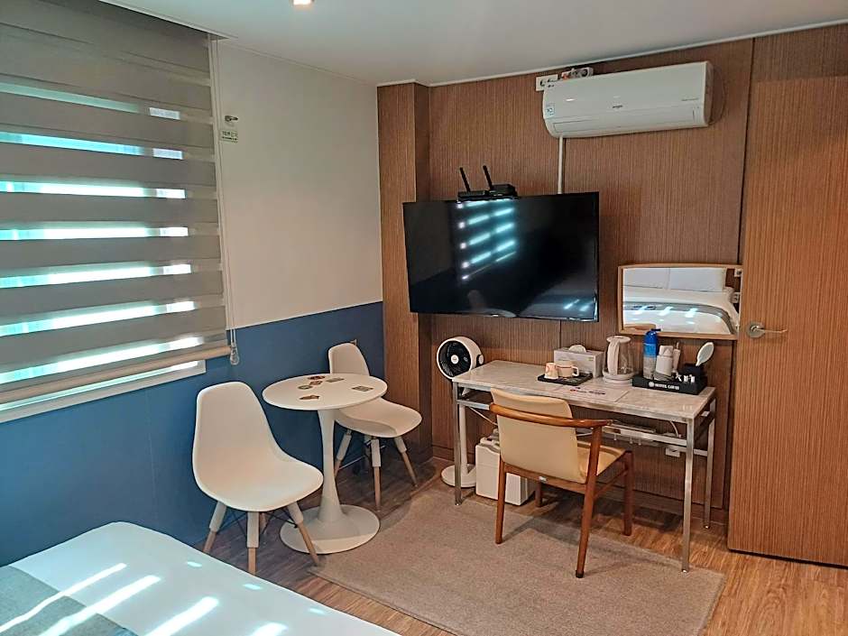 Louis Hotel Gangneung