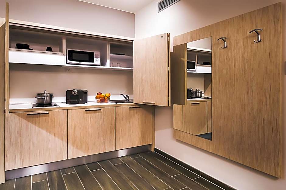ibis Styles Charleroi Airport Aero 44