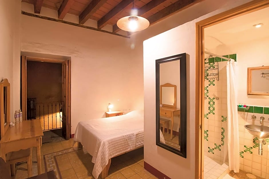 Hotel Meson Cuevano