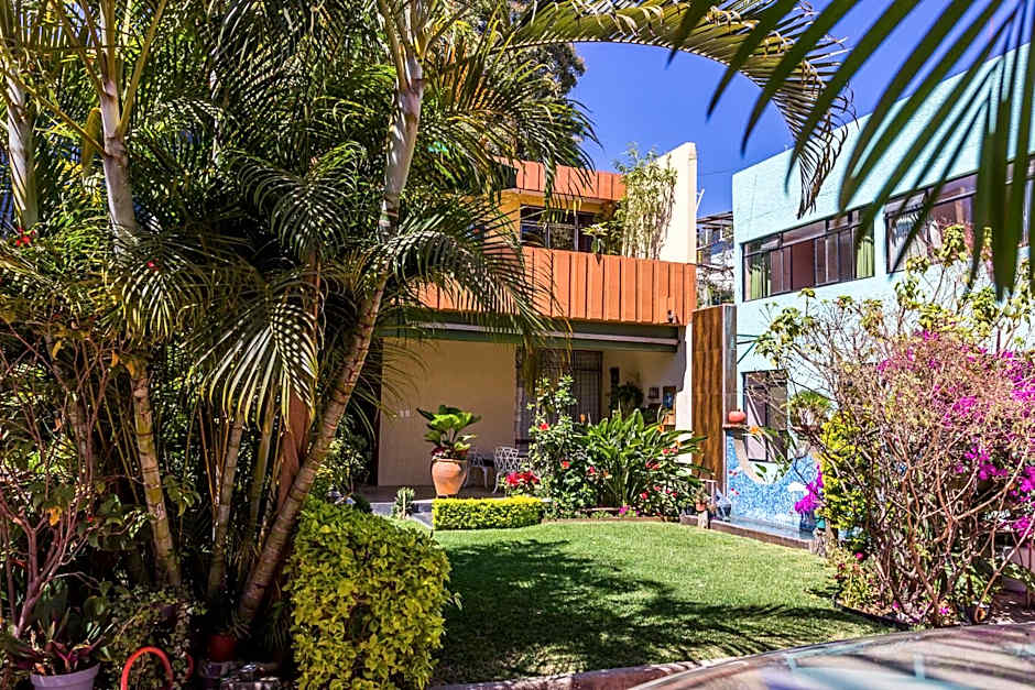 Casa de las Palmas Guest House