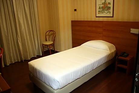 Single Room - Annex