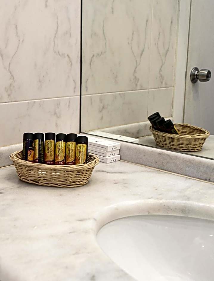 Blue Sea Hotel Alimos