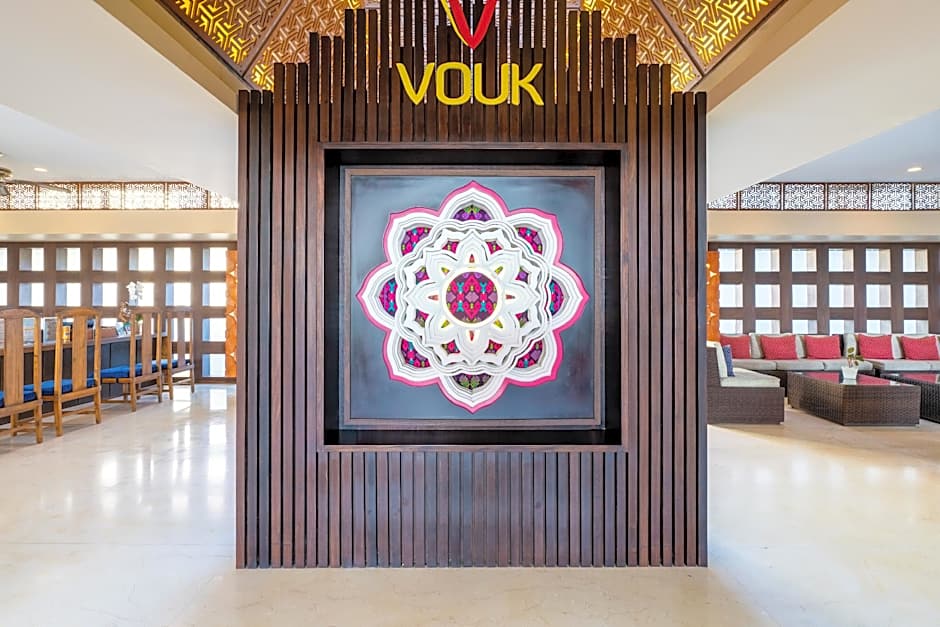 Vouk Hotel & Suites