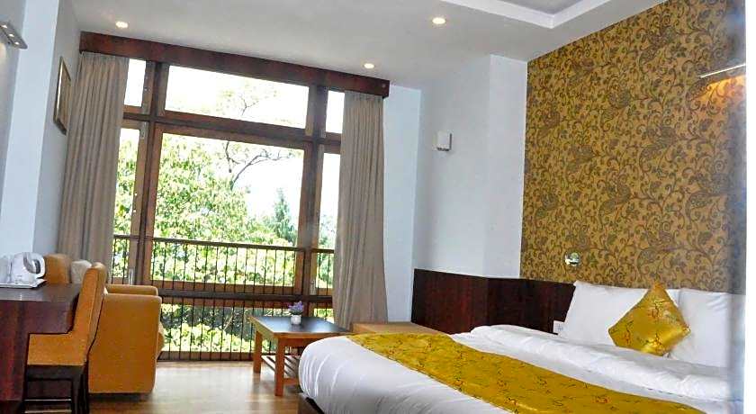 The Golden Crest Hotel