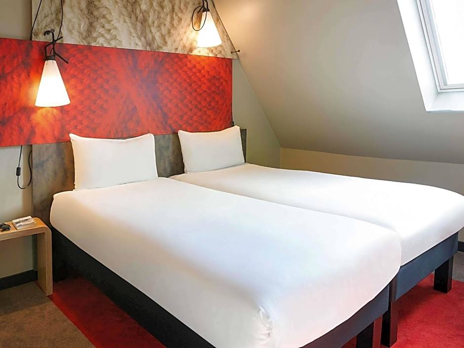 ibis Paris Canal Saint Martin