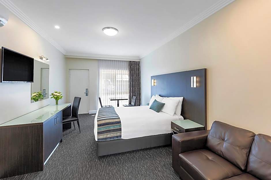 Mercure Goulburn