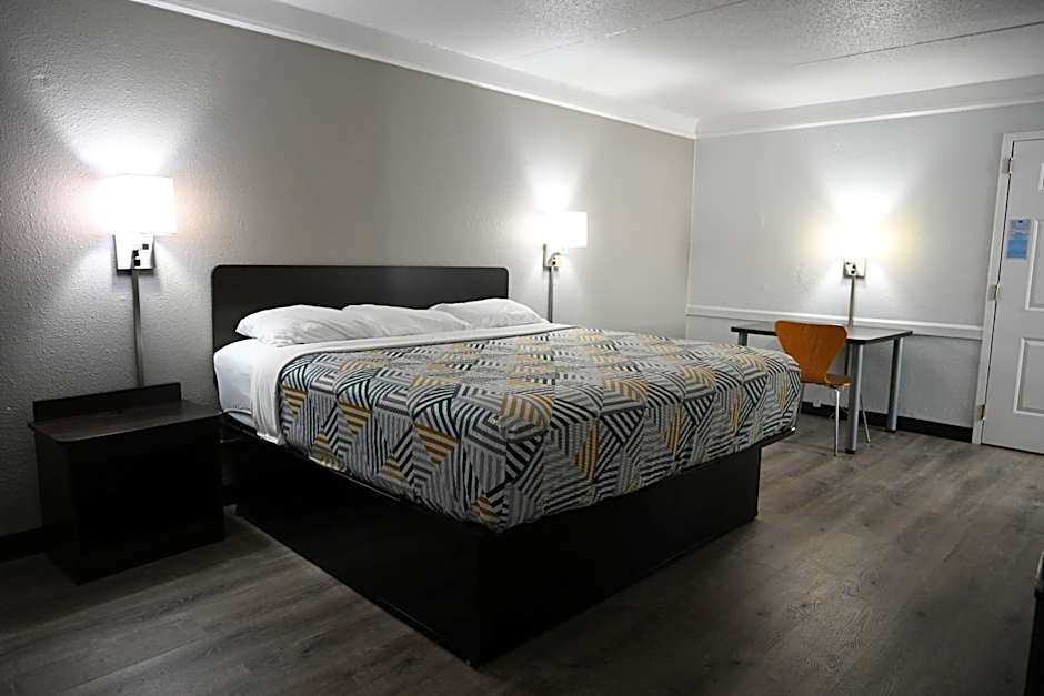 Motel 6 Hazelwood