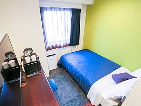 Double Room with Small Double Bed - Non-Smoking - Small Dog Friendly