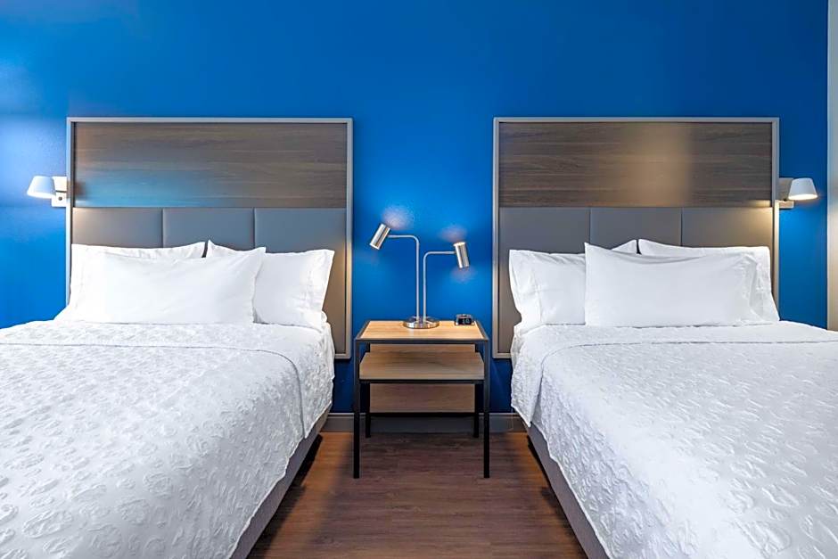 Tru By Hilton Naperville Chicago