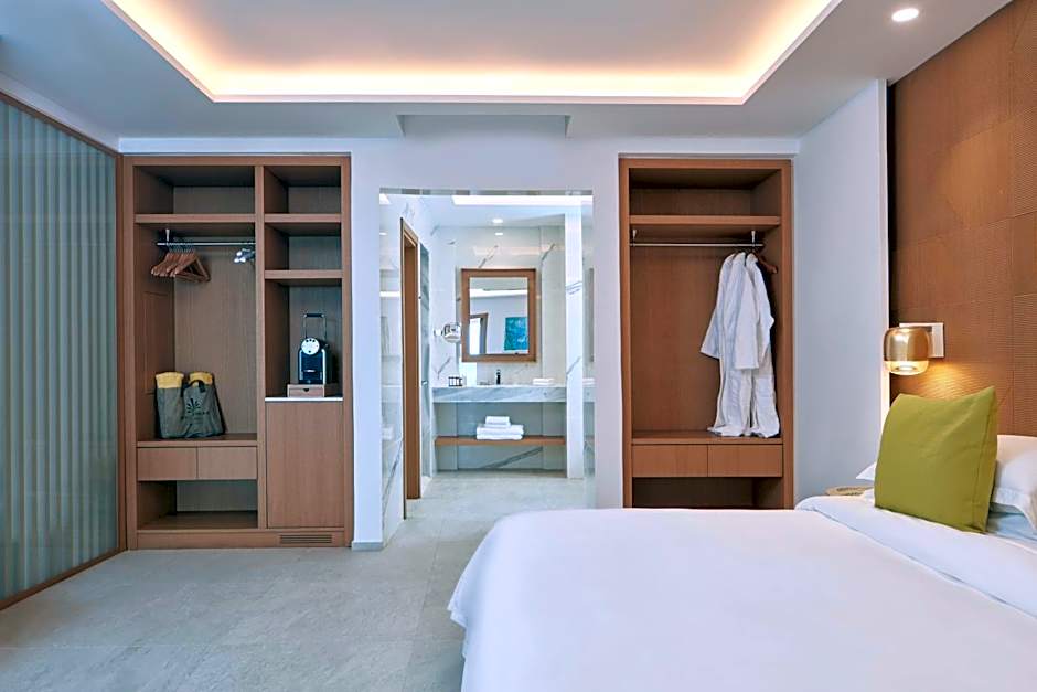 Myconian Korali Relais & Chateaux