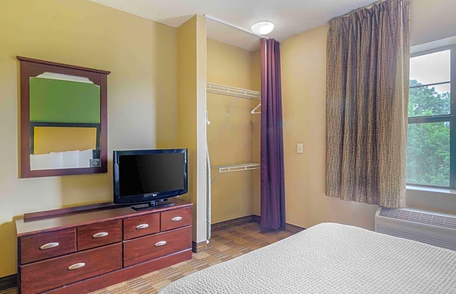 Extended Stay America Suites - Providence - West Warwick