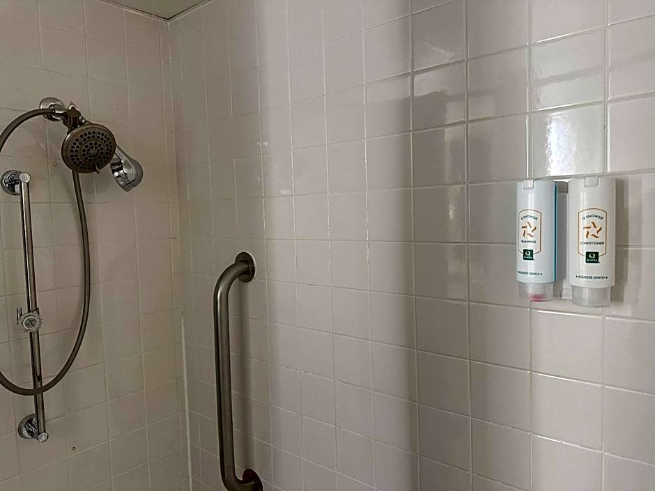 Quality Inn & Suites Everett