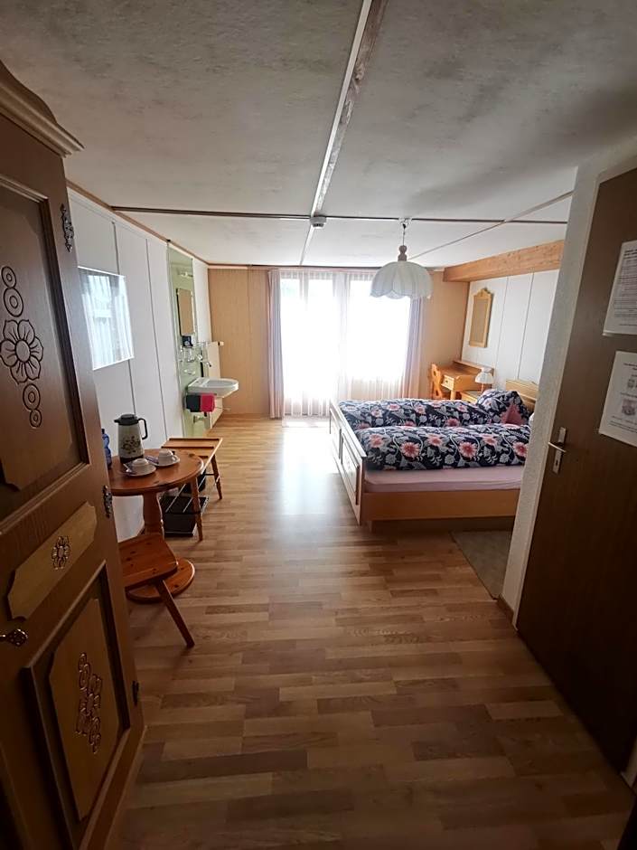 Self- Check- In Hotel Regina Beatenberg