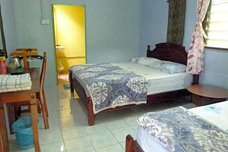 AC Chalet Triple Room