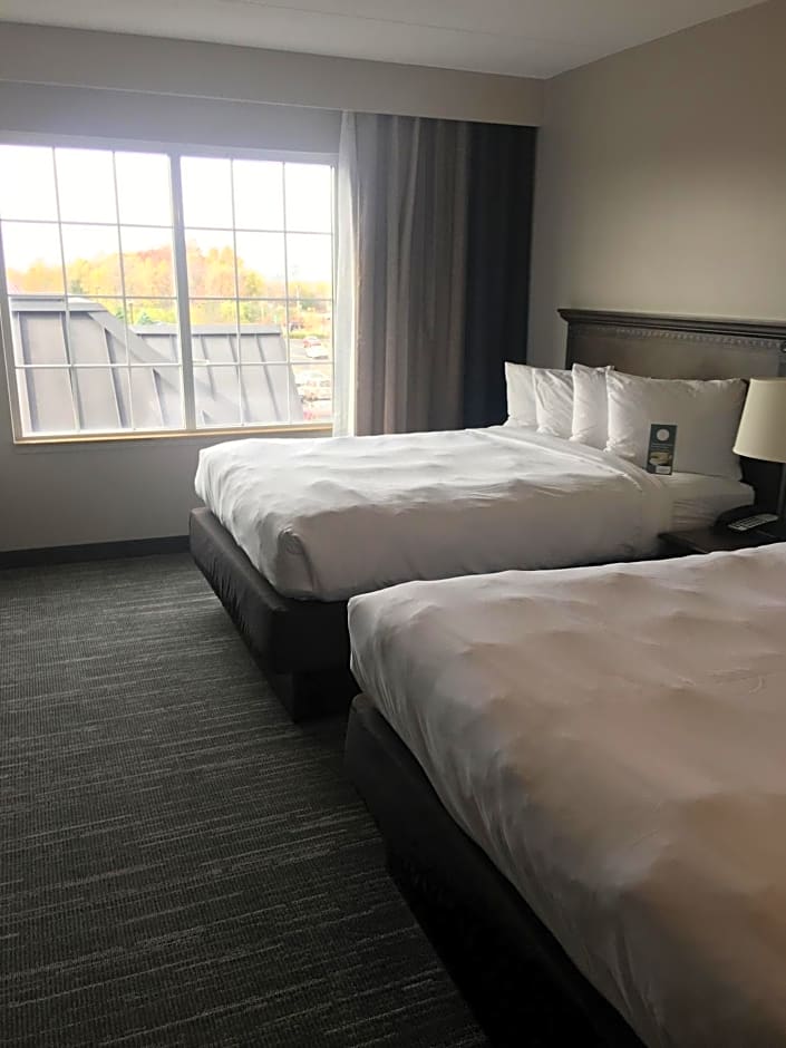 Country Inn & Suites by Radisson, Grand Rapids East, MI