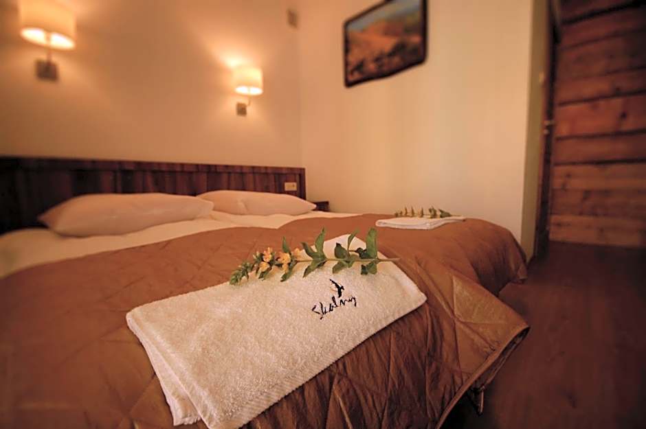 Dom na Skale - Apartamenty w Bieszczadach nad Soliną