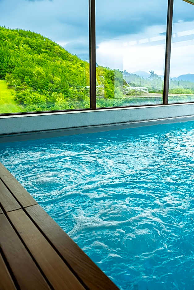 Aura Relais