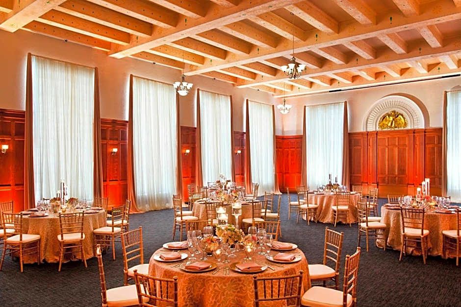 Le Méridien Tampa, The Courthouse