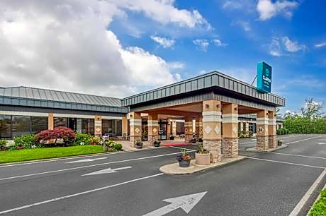 Clarion Hotel & Conference Center Toms River