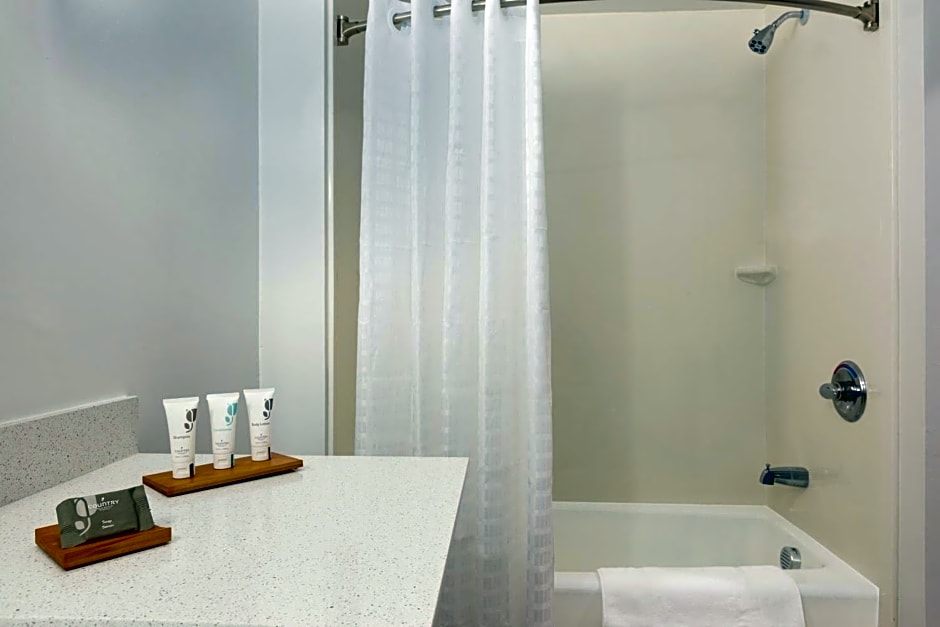 Country Inn & Suites by Radisson Romeoville - Bolingbrook
