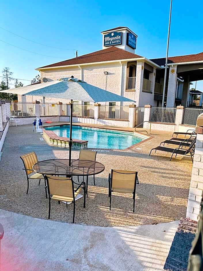 Magnolia Inn And Suites