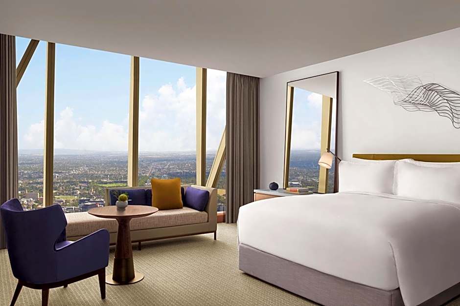 The Ritz-Carlton, Melbourne