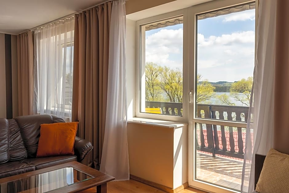 Gościniec Skolimówka Restauracja i pokoje ze śniadaniem na Kaszubach