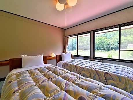 Japanese Western Style Room for 5 People