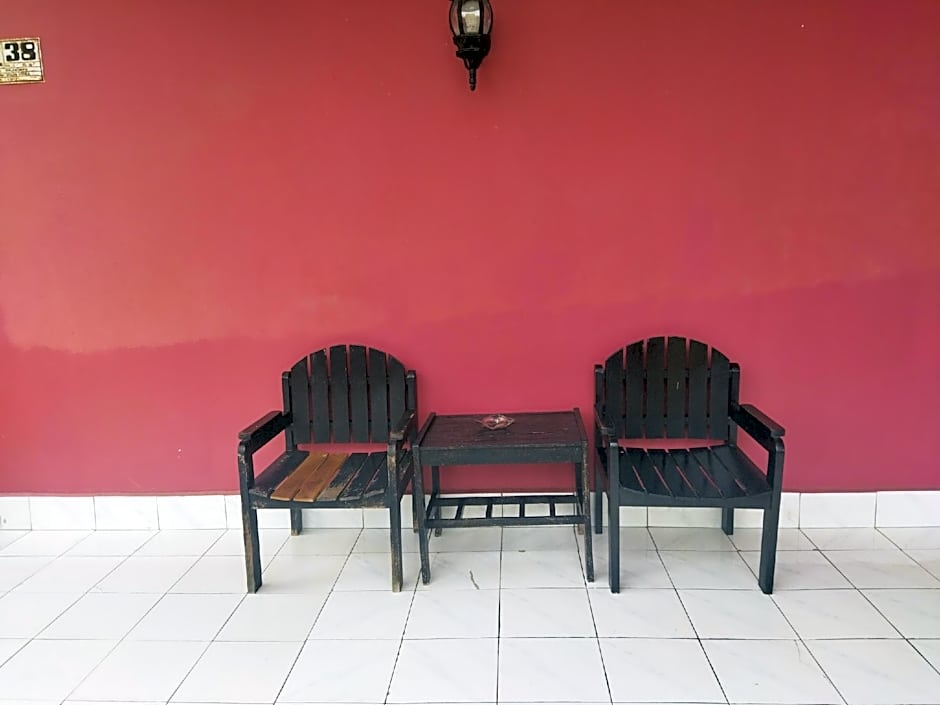 Hotel O Wisma Phinisi Syariah Near Mall of Pinrang Sejahtera