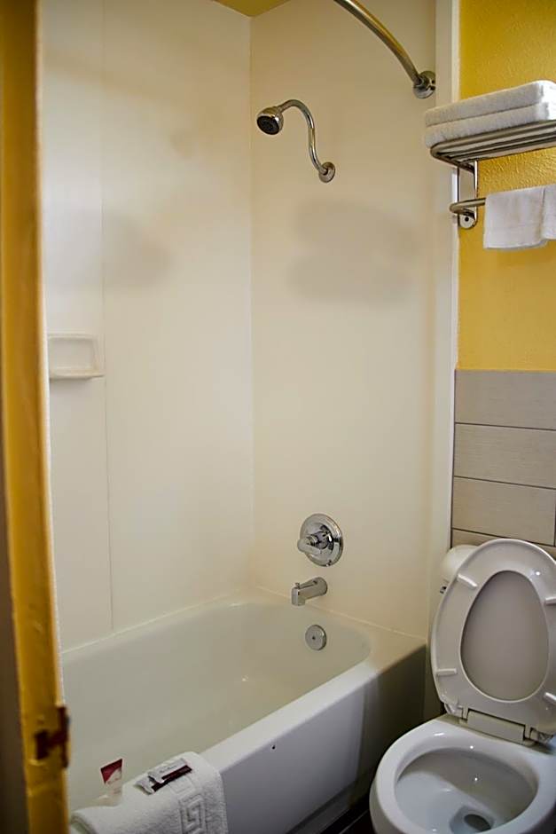 The Perrysburg Budget Inn
