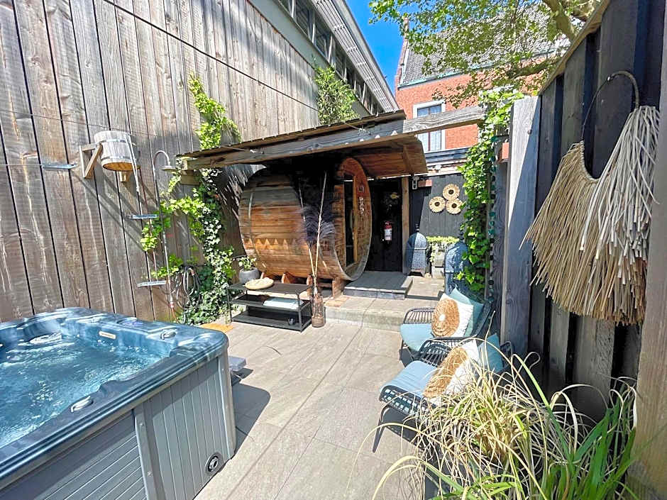 The Roosevelt Apartments